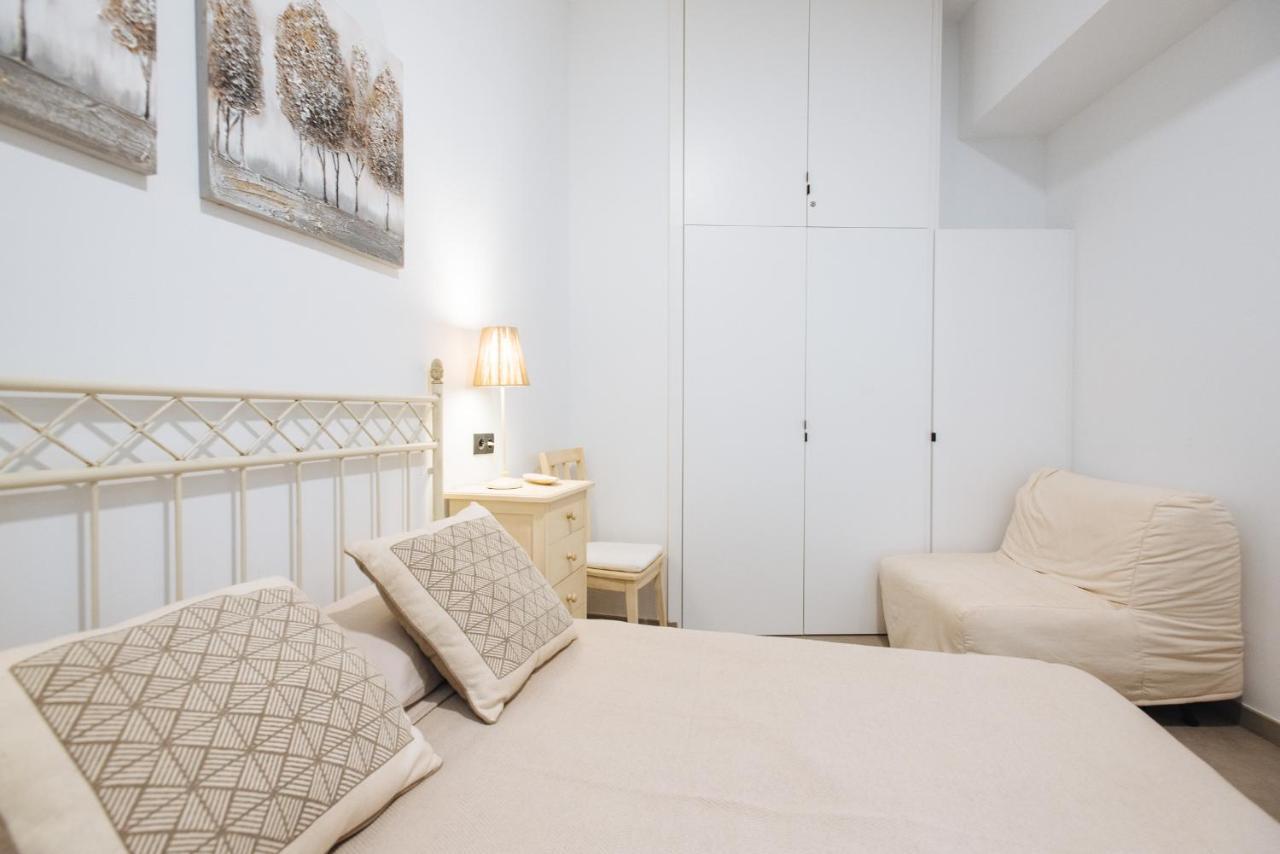 Apartamento Centrico En La Calle Cruz Verde, 10 Севиля Екстериор снимка